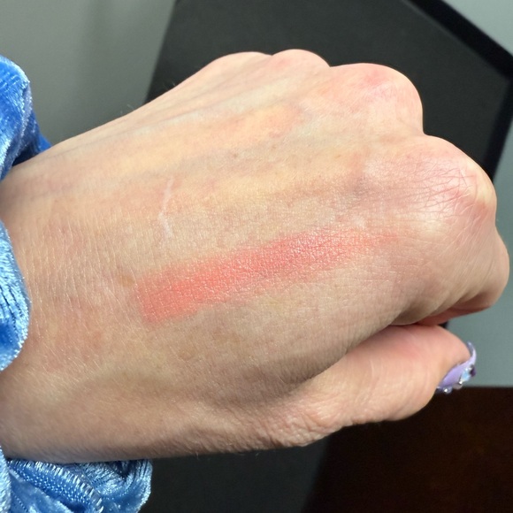 Victoria secret lip stick - Picture 7 of 8